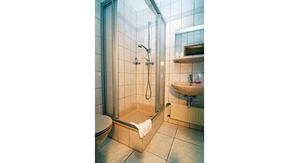Hotel Zewener Hof - Garni Treviri Camera foto
